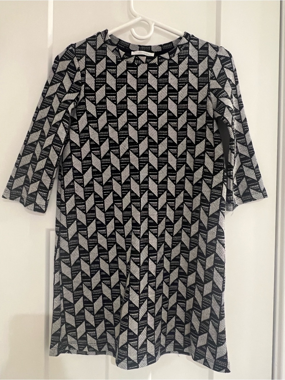 Zara Trafaluc TRF Black White Geometric Shift Dress 3/4 sleeve